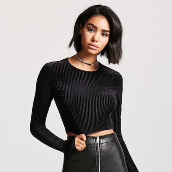Ribbed Velvet Crop Top - Picture 1 of 4
